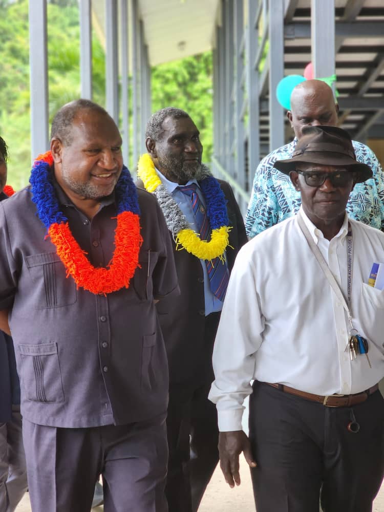 PM MARAPE COMMITS FUNDING FOR THE RESUMPTION OF WORK ON BOUGAINVILLE ROADS