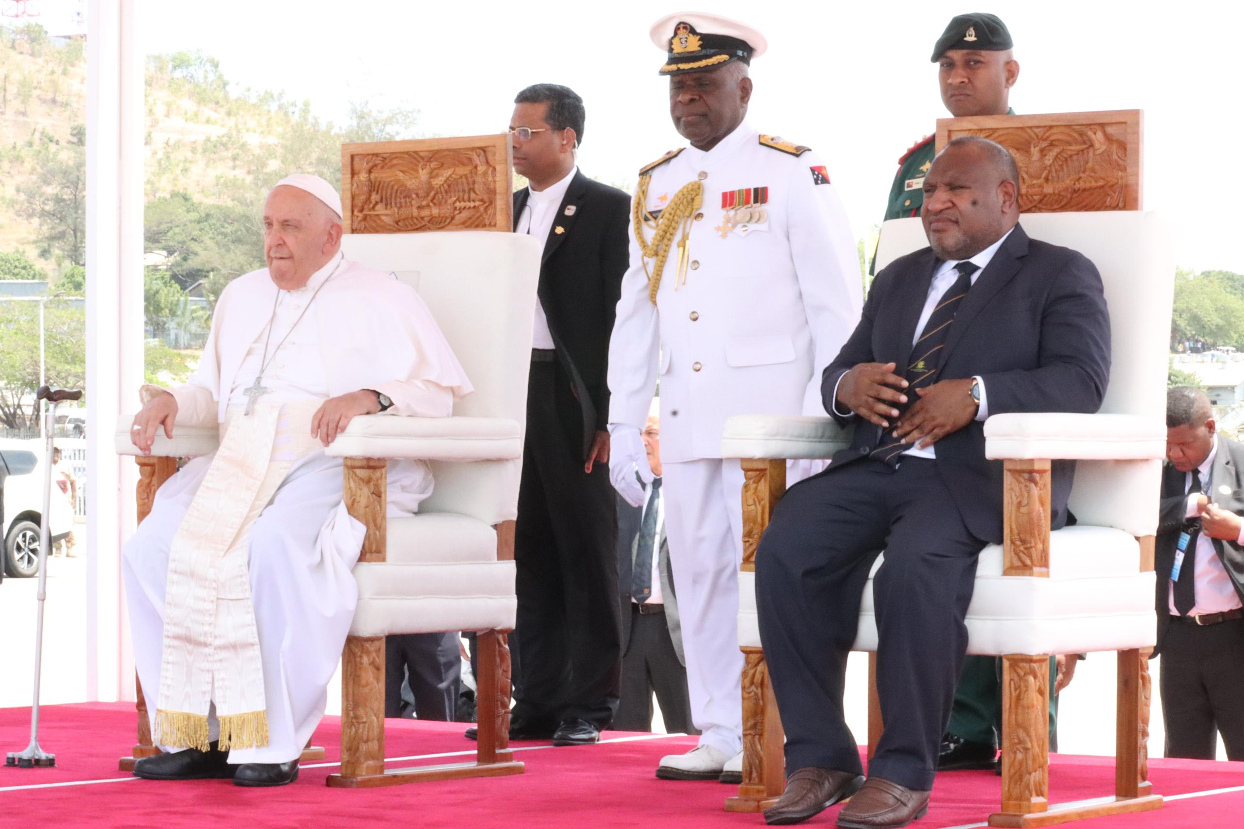 PAPAL MESSAGE OF LOVE, PEACE TO FORM BASIS OF 49 INDEPENDENCE ANNIVERSARY THEME, PM MARAPE SAYS AS HE FAREWELLS POPE FRANCIS FROM PAPUA NEW GUINEA